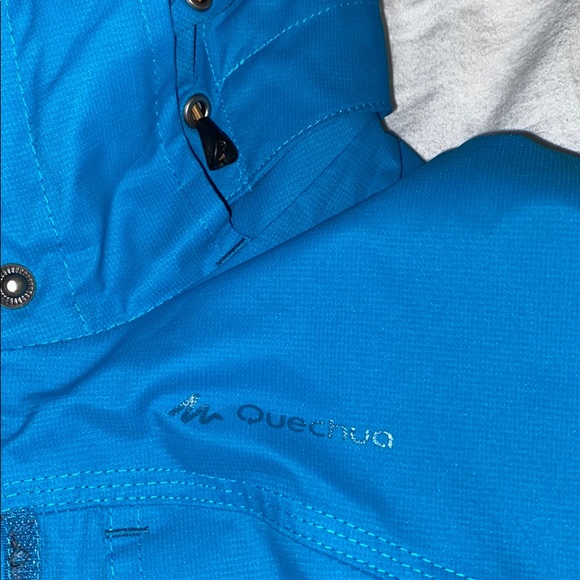 Blue raincoat - Picture 2 of 6